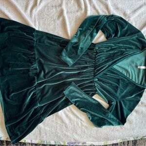Elegant Green Velvet Dress